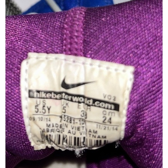 Nike Boys 5.5Y Air Flight Huarache 705281-100 White Purple Blue Running Shoes - Picture 8 of 9